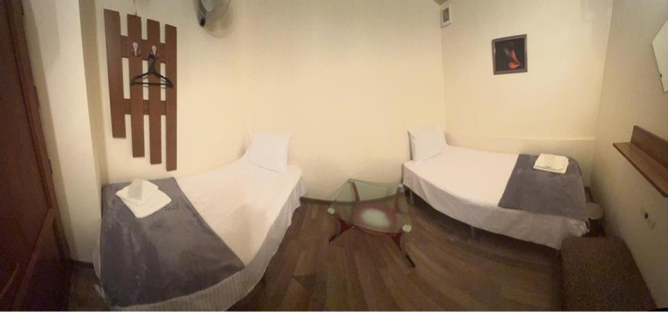 Enigma Hostel Yerevan Bagian luar foto