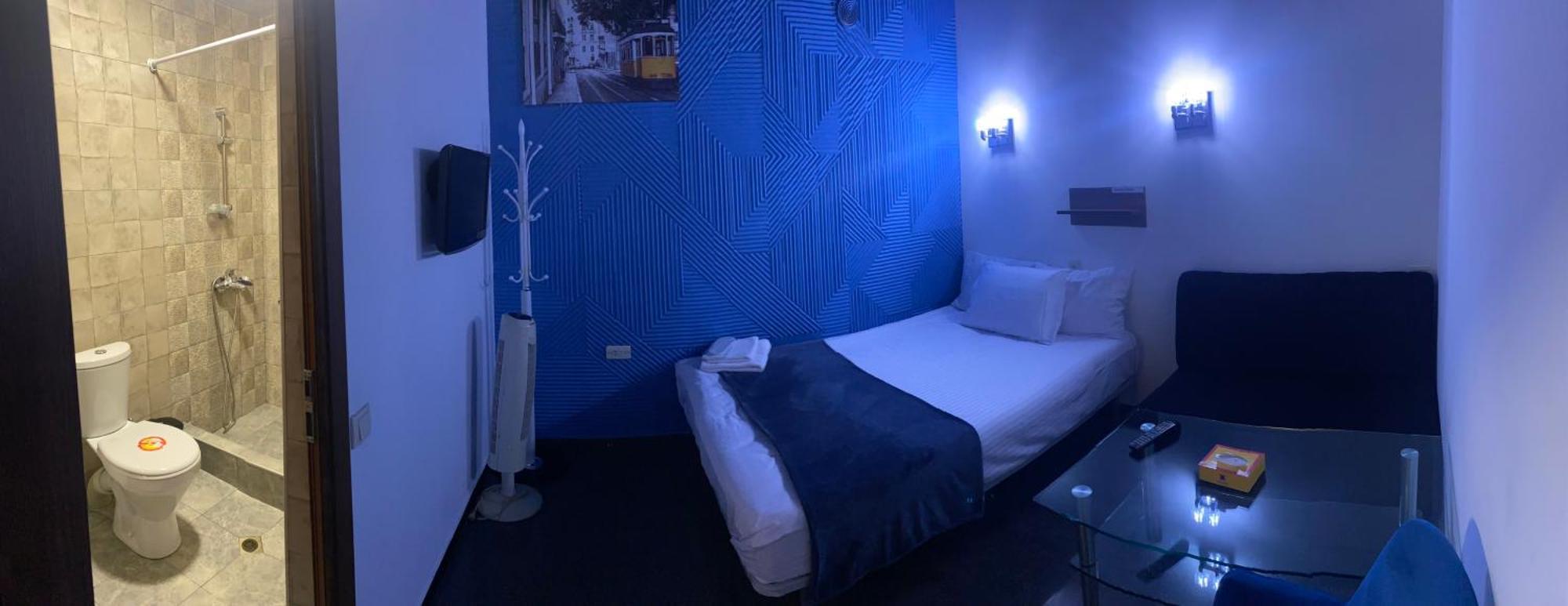 Enigma Hostel Yerevan Bagian luar foto