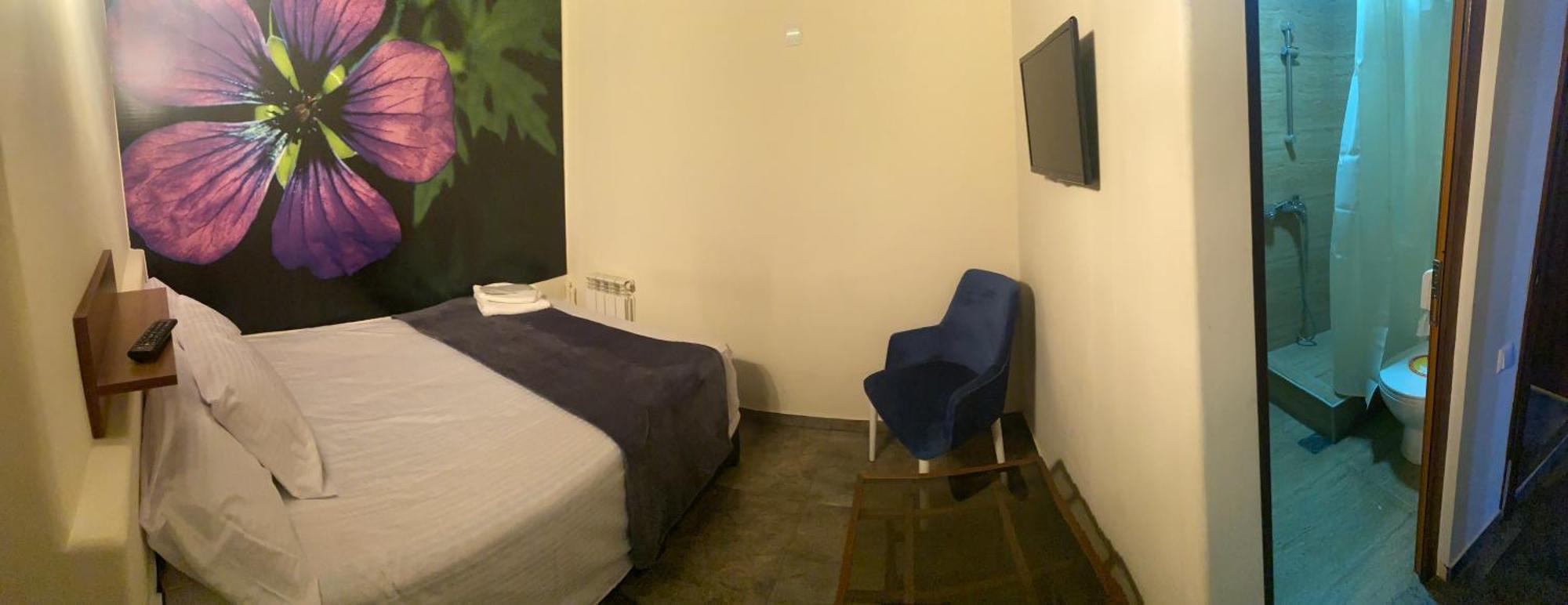 Enigma Hostel Yerevan Bagian luar foto